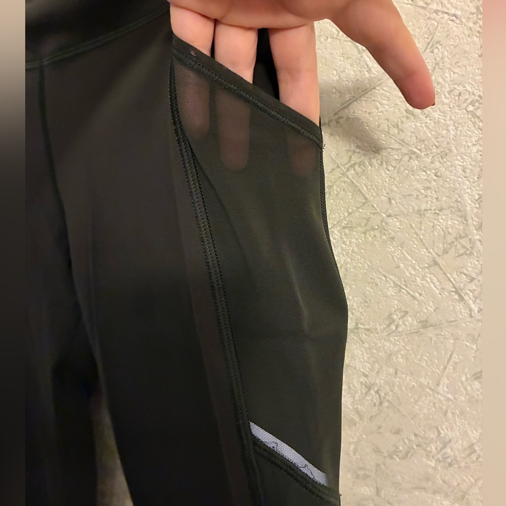 lululemon athletica Olive Green High-Rise Pocket Leggings - Picture 4 of 6